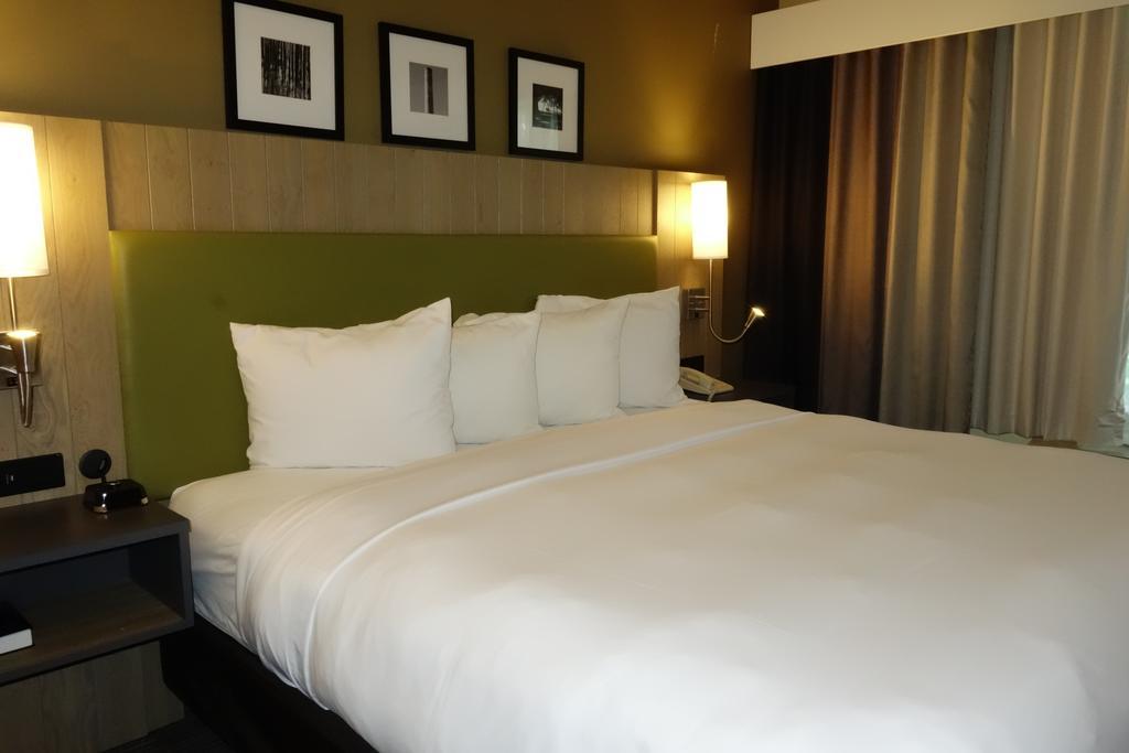 Country Inn & Suites By Radisson, Burlington Elon , Nc Zewnętrze zdjęcie