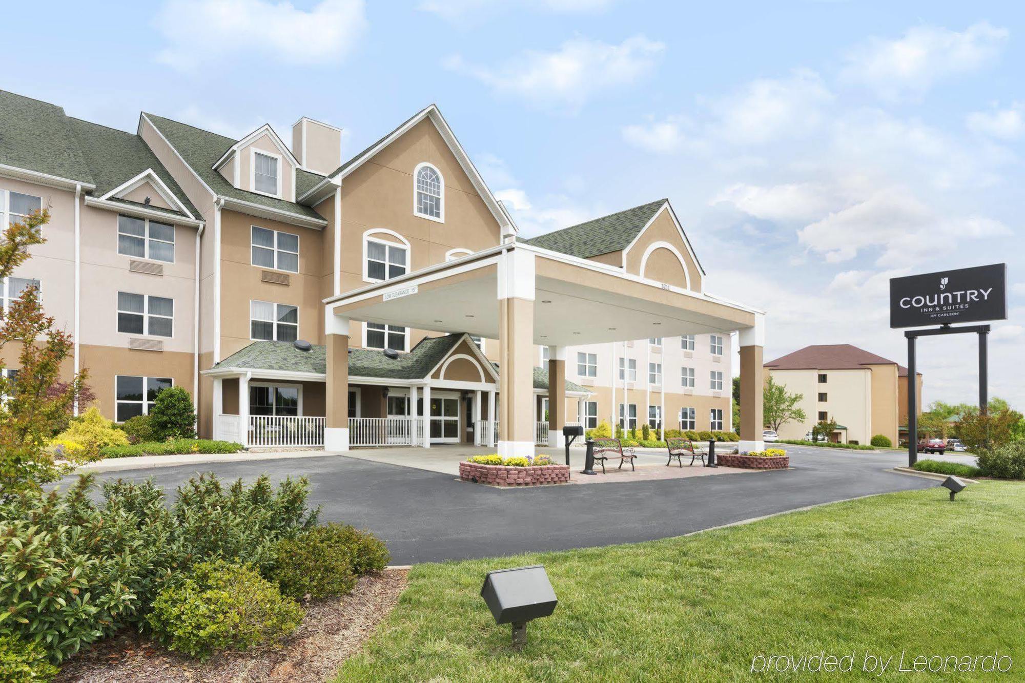 Country Inn & Suites By Radisson, Burlington Elon , Nc Zewnętrze zdjęcie